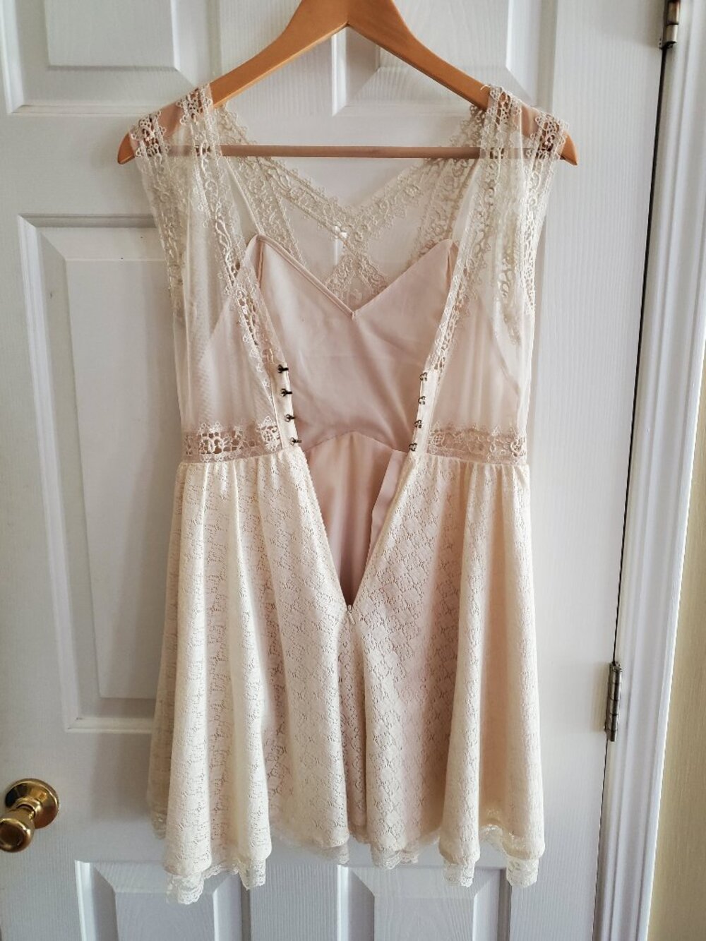 Free People creme lace dress size 4 - Picture 6 of 10
